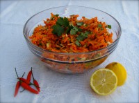 Mrkvový salát s koriandrem